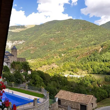 Apartament Casa Montse *